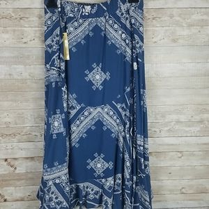 NWT, Melissa Paige, Blu/wht skirt, hi-lo, Sz LP/GP